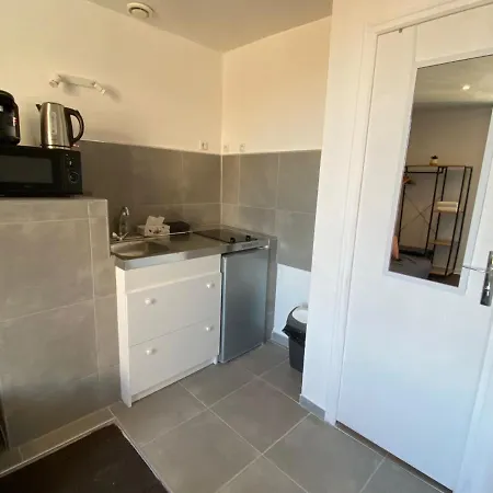 Le Petit Cerf 3 / Proche Disney / Paris / Wifi Apartment *